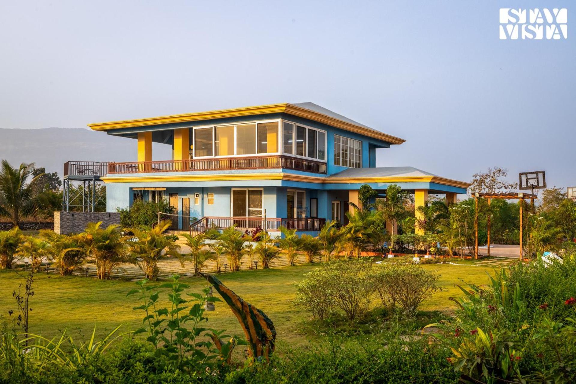 Stayvista'S Hillside Meadows - Mountainside Retreat With Farm View, Pool & Deck, Lawn & Gazebo Chinchavli Zewnętrze zdjęcie