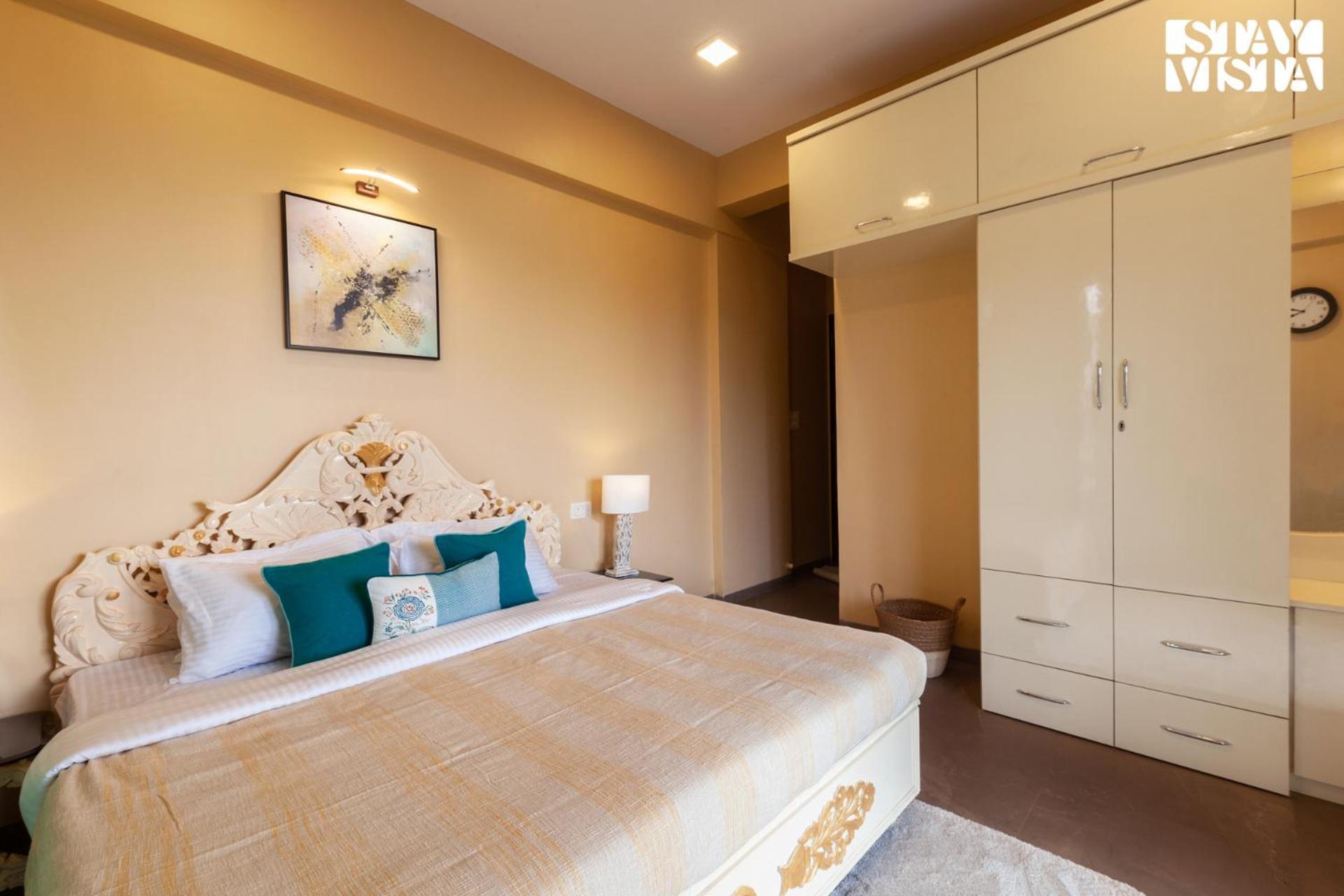 Stayvista'S Hillside Meadows - Mountainside Retreat With Farm View, Pool & Deck, Lawn & Gazebo Chinchavli Zewnętrze zdjęcie