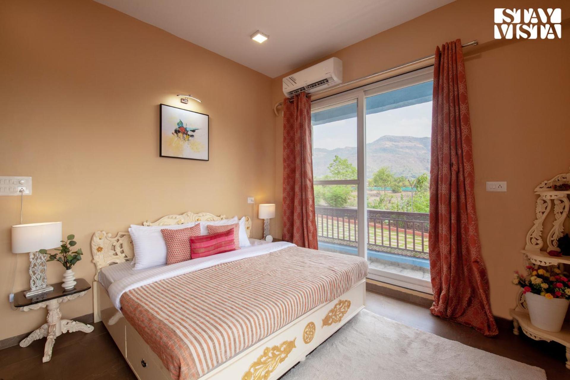 Stayvista'S Hillside Meadows - Mountainside Retreat With Farm View, Pool & Deck, Lawn & Gazebo Chinchavli Zewnętrze zdjęcie